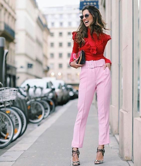 Rose et rouge tenue best sale